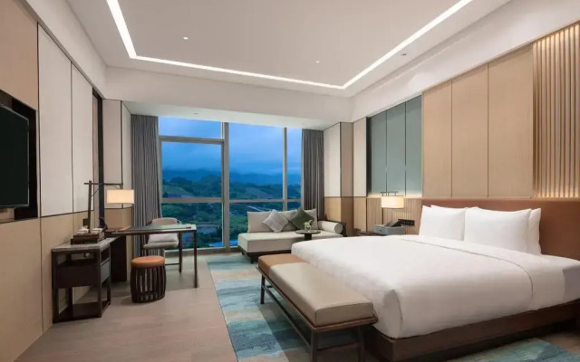 HUALUXE Yibin by IHG