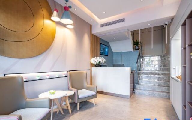 Home Inn Neo (Quanzhou Bell Tower West Street)