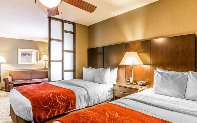 Comfort Suites Commerce
