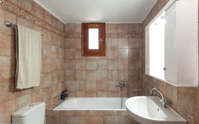 Galani Vacation House