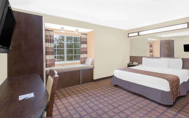 Microtel Inn by Wyndham Franklin