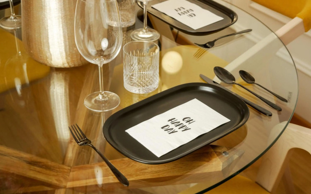 Supernova Royal Residence