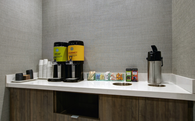 Home2 Suites by Hilton Milwaukee Downtown