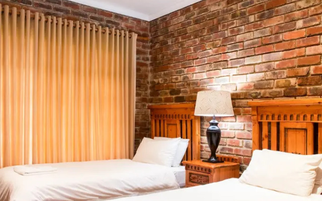Elgro River Lodge