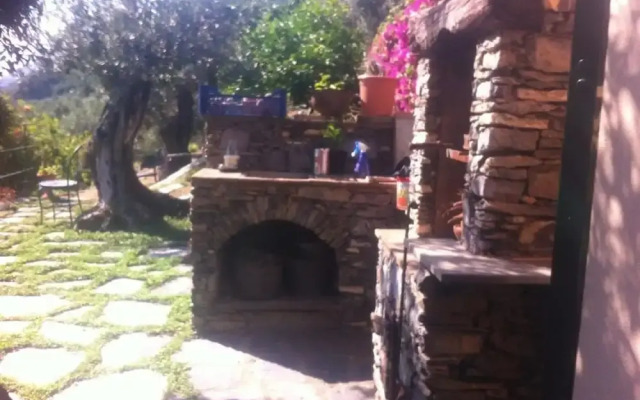 Lovely Apartment in Villa With Garden