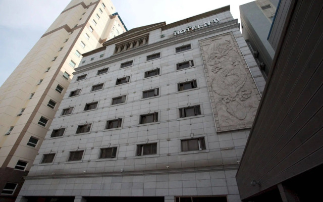 Shampoo Hotel