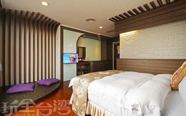 Shuian Lakeside Hotel