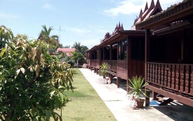 Khun Ohm Cha Am Resort