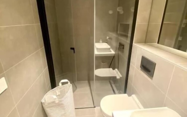 Luxury Brand New Flat w. Terrace&Parking
