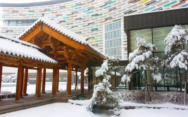 Lotte Buyeo Resort