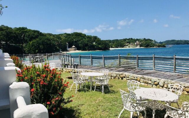 Hotel La Isla