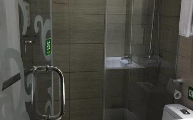 胜高酒店(长沙贺龙体育馆店)