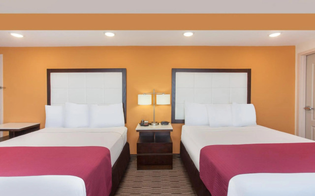 Motel 6 Los Angeles, CA - Los Angeles - LAX