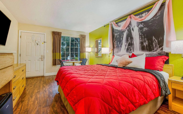 Super 8 By Wyndham Auburn