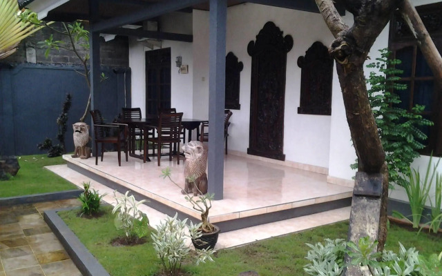 Starlight Hotel Lovina