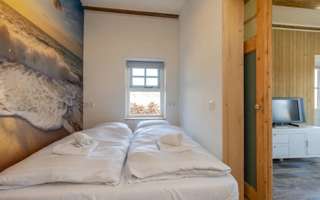 Cosy Holiday Home With Garden