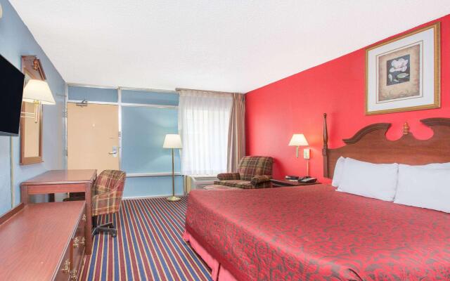 Days Inn by Wyndham Albany