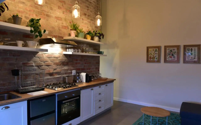 Garden Suite
