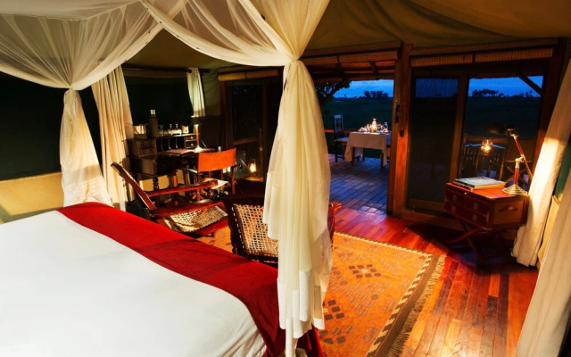 Selinda Camp