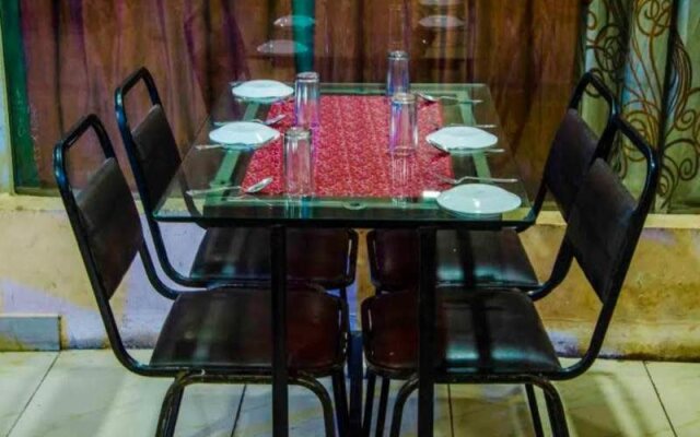 Hotel Kanha