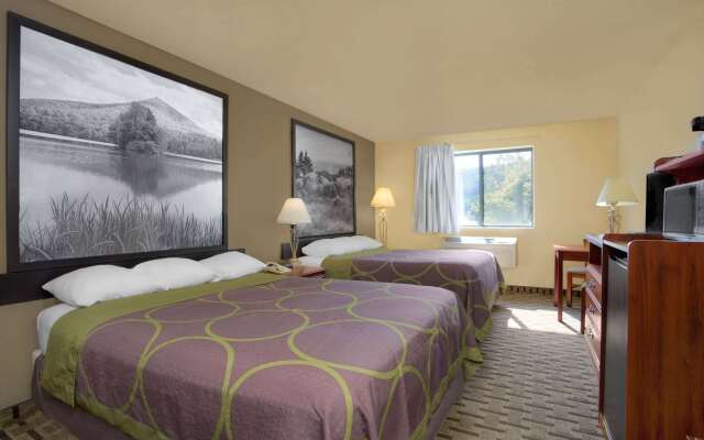 Super 8 by Wyndham Lynchburg VA