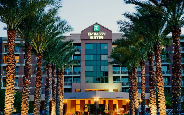 Embassy Suites by Hilton Phoenix Scottsdale