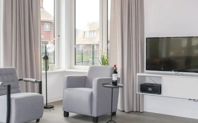 Villa in Friesland With Waterfront Jetty