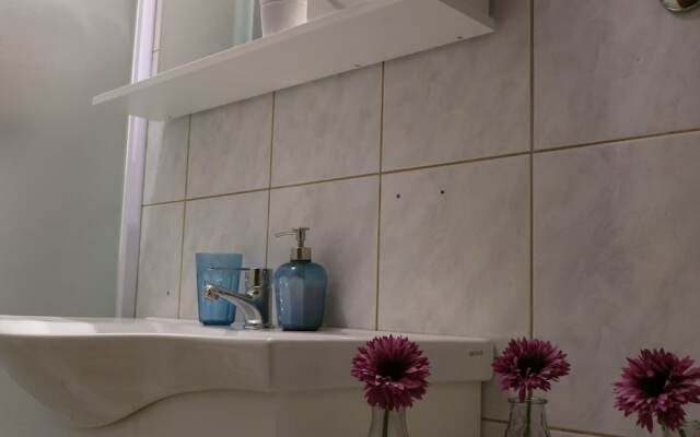 Spacious Holiday Home in Dalmatia With Beach Nearby