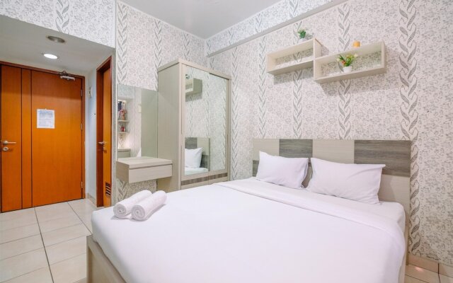 Homey And Cozy Studio Apartment At Margonda Residence 5