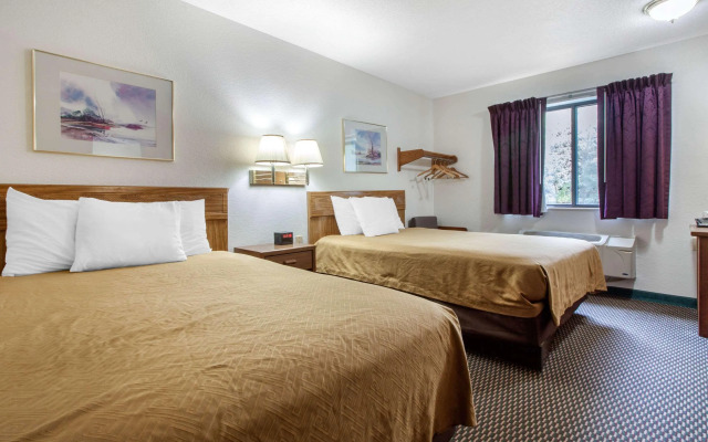 Chamberlain Days Inn Oacoma