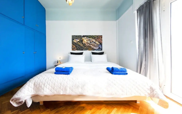 Yourhome under Acropolis Roofdeck w.view