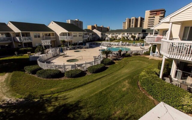 Sandpiper Cove Tennis Villas by Holiday Isle
