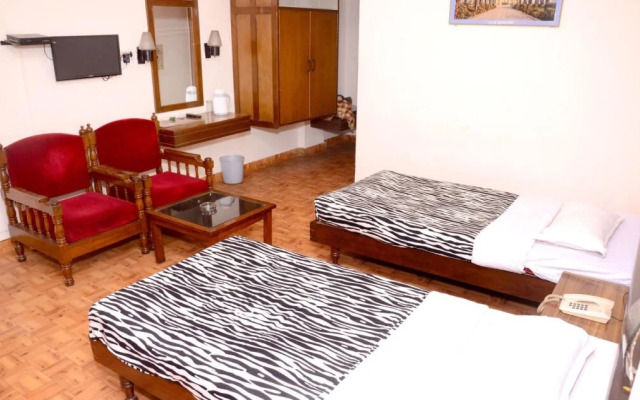 Gautam Hotel