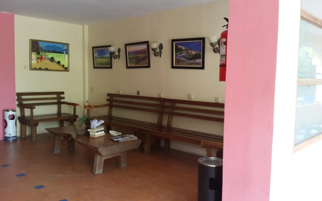 Centro Bajo Hotel