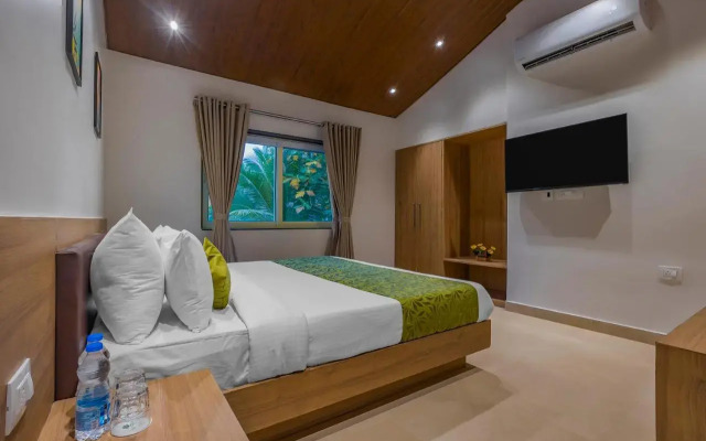 TreeHouse MARS Beach Cottages