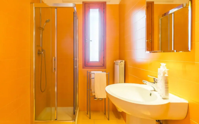 Duomo XI Apartment by Wonderful Italy