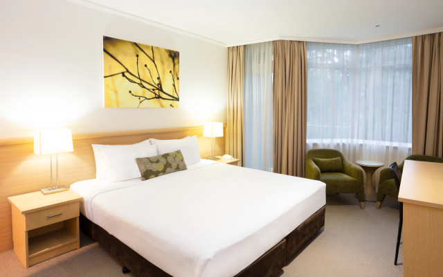 Mirage Hotel Newport