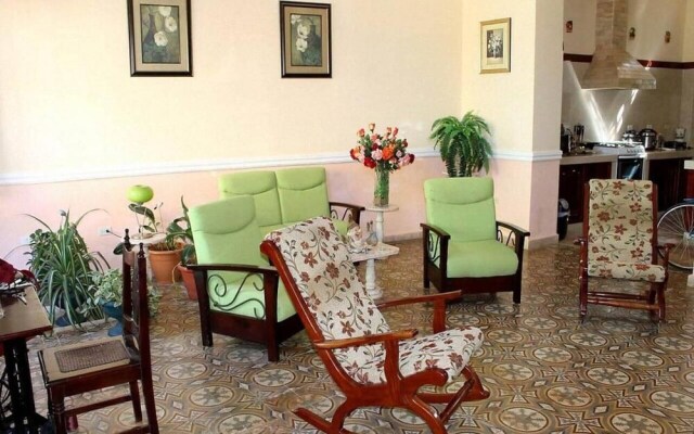 Hostal El Atico
