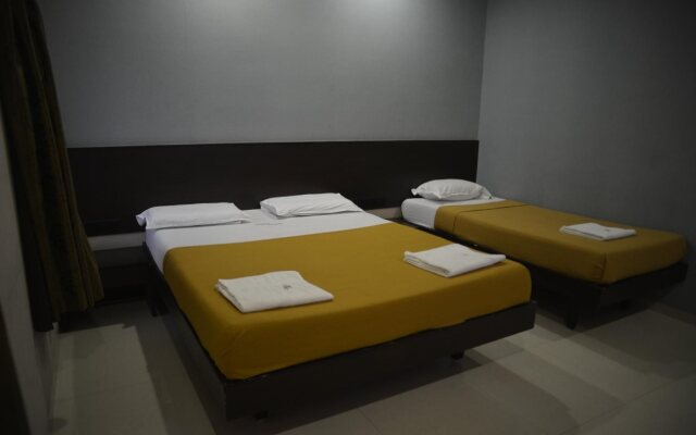 Vijey Hotels - Trichy Central