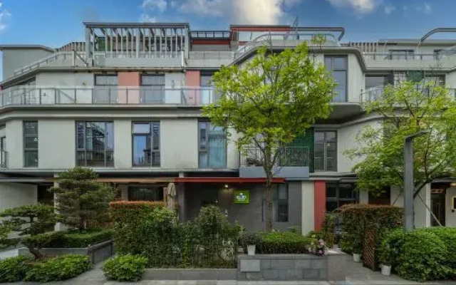 Yi Ba · Yuan Xin (Zhuhai Innovation Fang Dian)