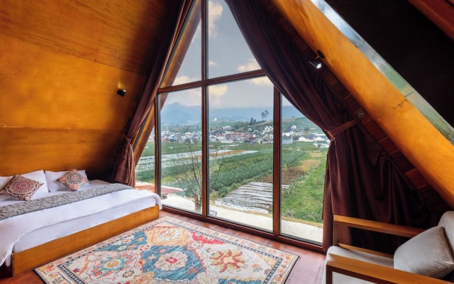 Linggayoni Cabin Dieng