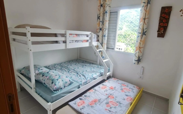 Apartamento novo e completo, próximo à praias e comércio
