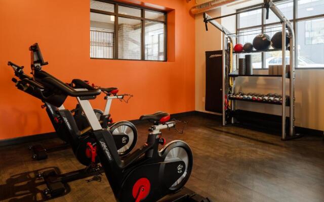 Sonder — District 600