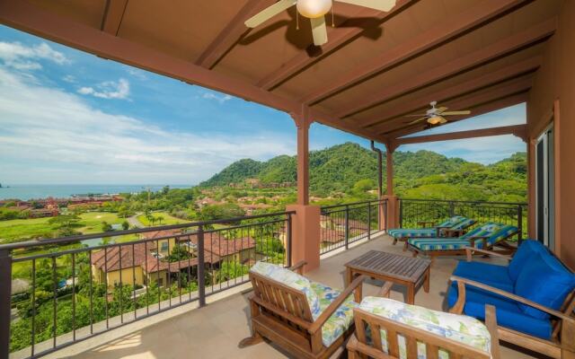 Altavista 5A 3 bdr 3 Bath Ocean View