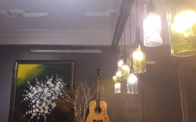 Leos Family Hostel  Hangout