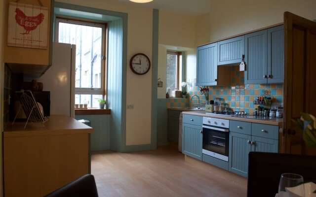 2 Bedroom Apartment With Castle Views