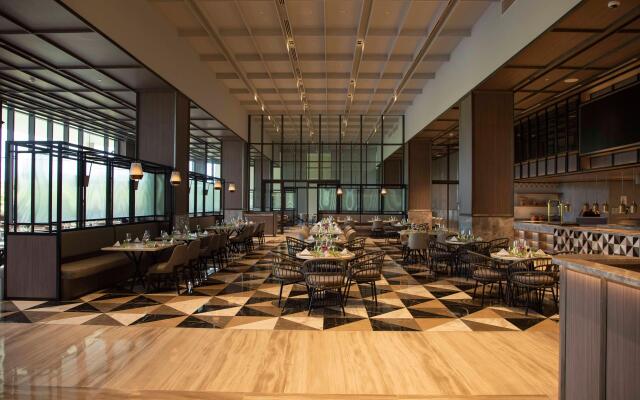 Crowne Plaza Phu Quoc Starbay by IHG