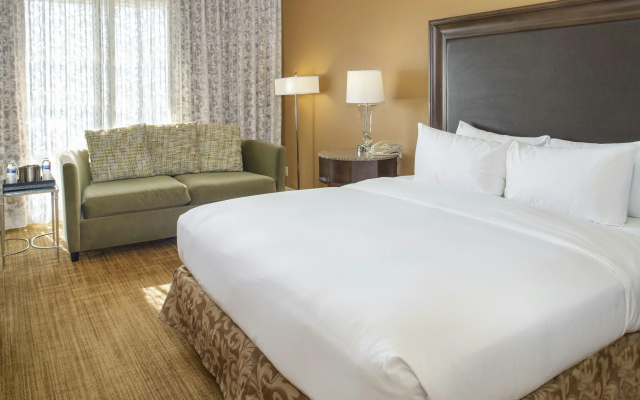 Hilton St. Louis Airport
