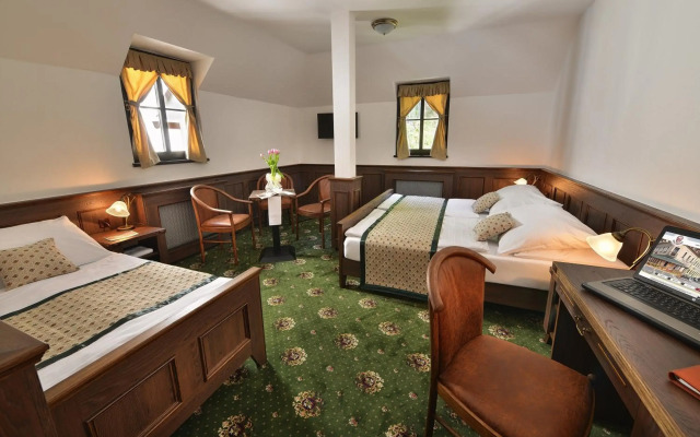 Hotel Podhrad