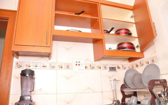 Tilt Apartment